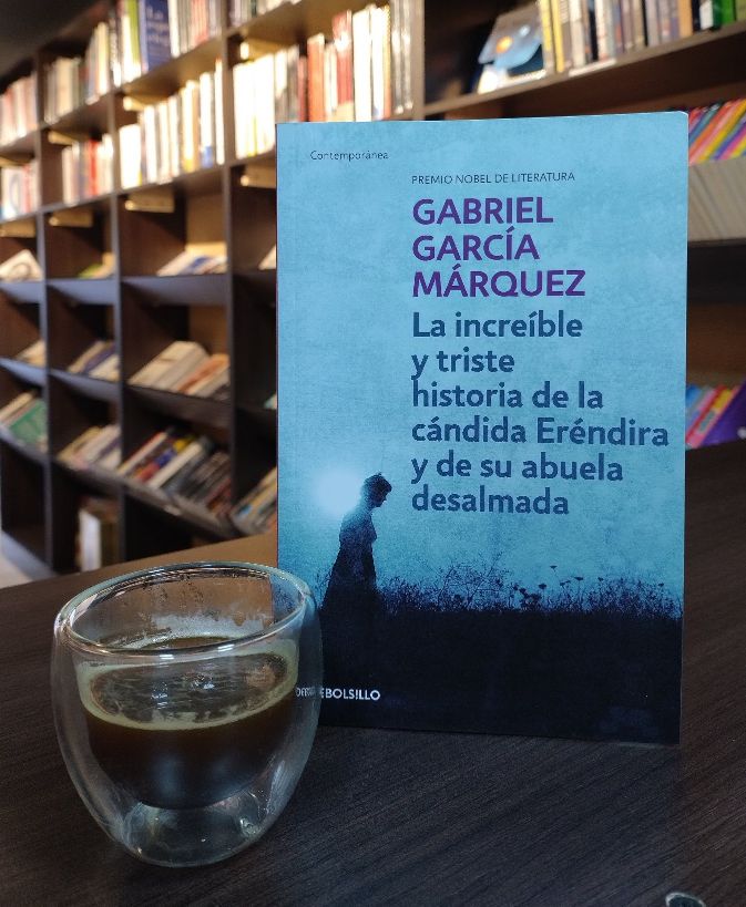 LA INCREÍBLE Y TRISTE HISTORIA DE LA CÁNDIDA ERÈNDIRA Y DE SU ABUELA DESALMADA