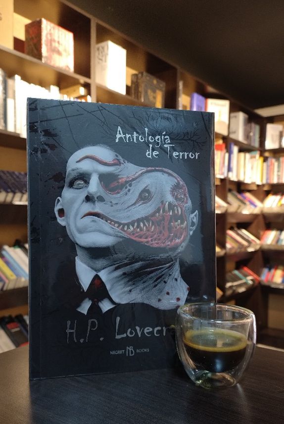 ANTOLOGÍA DE TERROR - H.P. LOVECRAFT