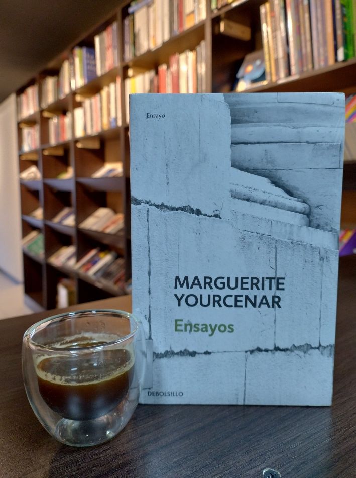 ENSAYOS MARGUERITE YOURCENAR