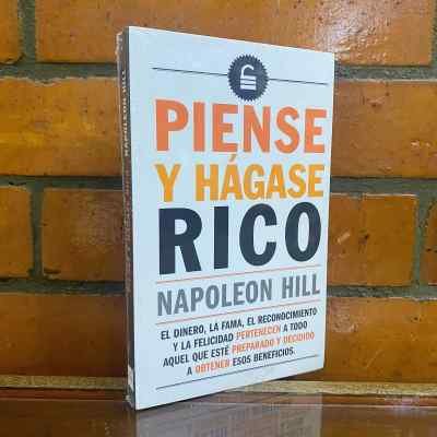 PIENSE Y HÁGASE RICO