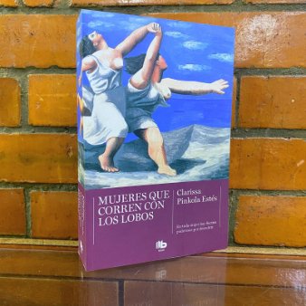 MUJERES QUE CORREN CON LOS LOBOS