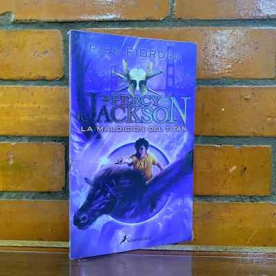 PERCY JACKSON: LA MALDICIÓN DEL TITAN